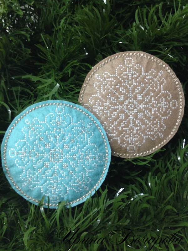 Digital Machine Embroidery Design Snowflake Christmas Cross-Stitch French knot Pattern