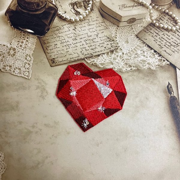 Heart brooch Machine embroidery design