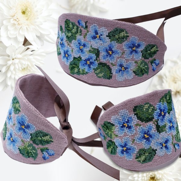 Blue Violets bracelet Machine embroidery design