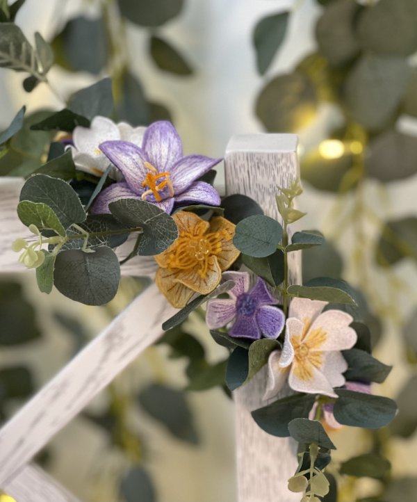 A set of spring three-dimensional flowers for creating jewelry and decorating machine embroidery des