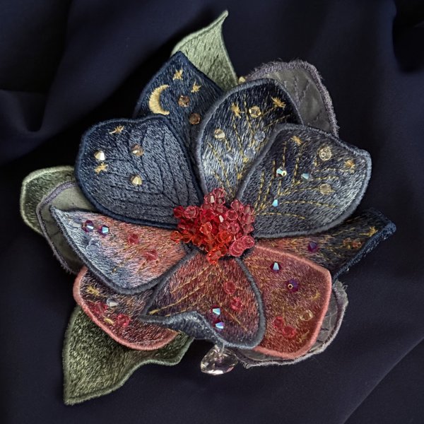 Machine Embroidery Design: Fantasy Flower Brooch "Kiss of Dawn"